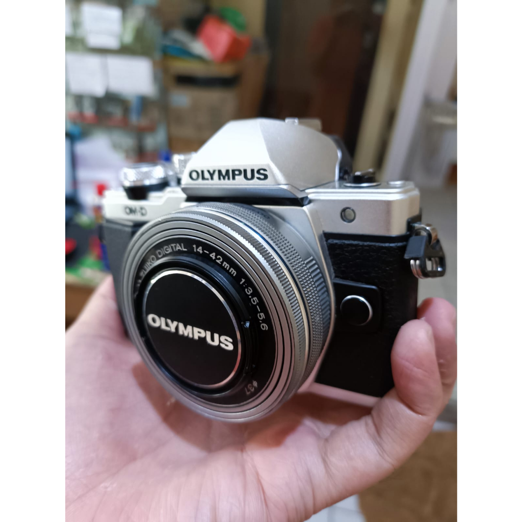 Jual Olympus OMD Em 10 Mark II Kit aka OMD EM10 Mark 2 Shopee Indonesia