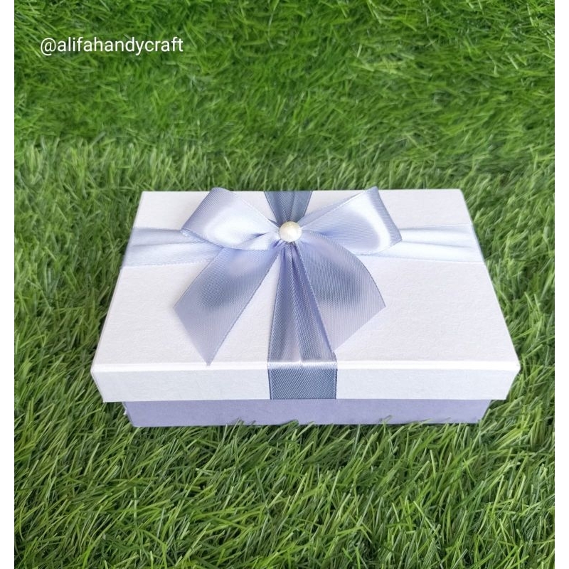 Jual giftbox/ kotak kado/ kotak hampers/ kotak hadiah/ mini/ 10x15x4,5 ...