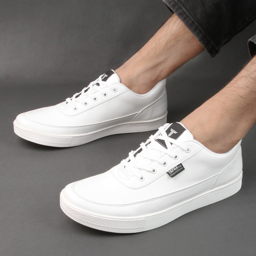 Jual Sepatu Sneakers Pria Kulit Suede Asli TPR | Sepat…