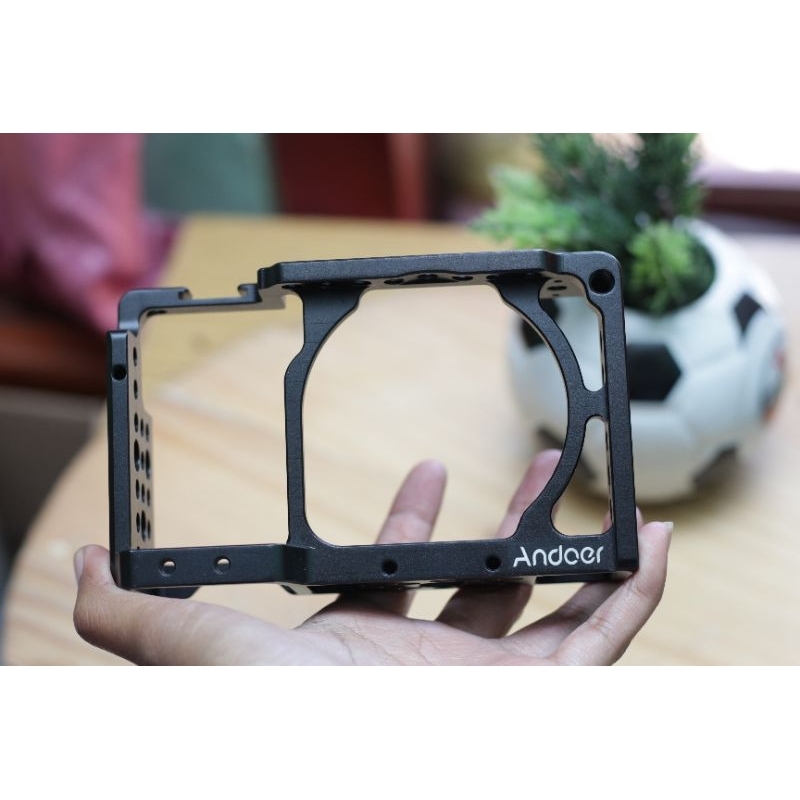 Jual LIKE NEW - Cage rig & L rig for sony, Canon, fujifilm | Shopee ...