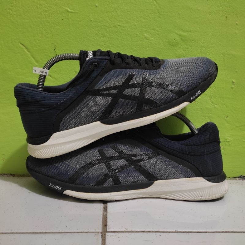 Harga sepatu asics fuzex hotsell