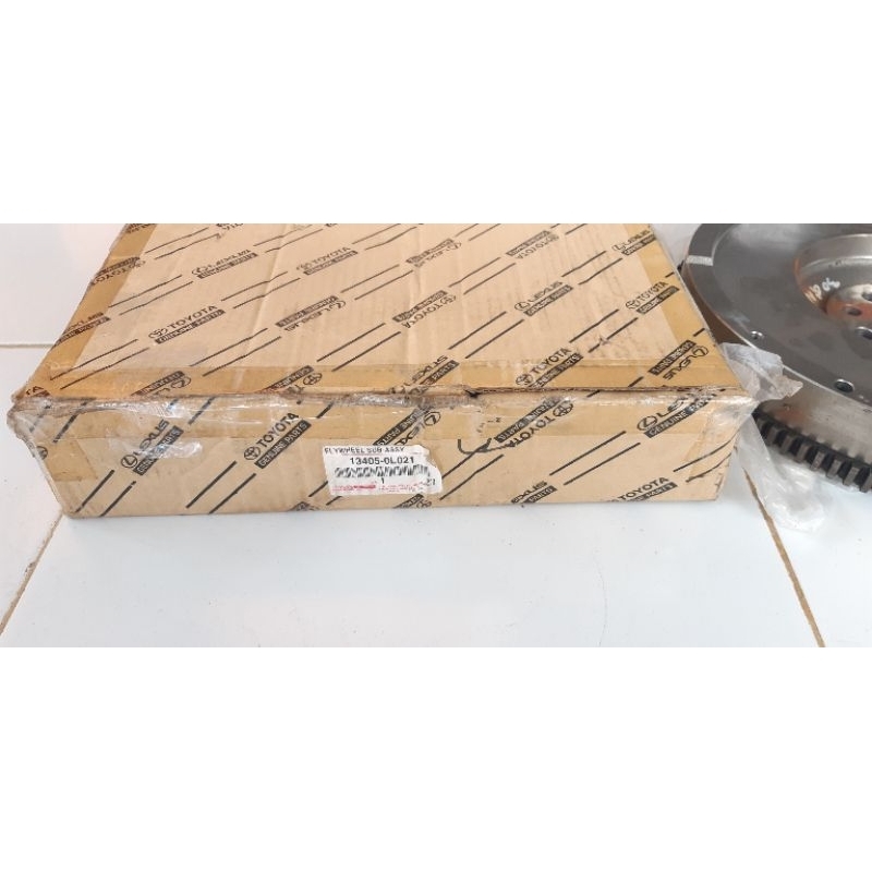 Jual Flywheel hilux fortuner innova hiace roda gila hilux innova hiace ...