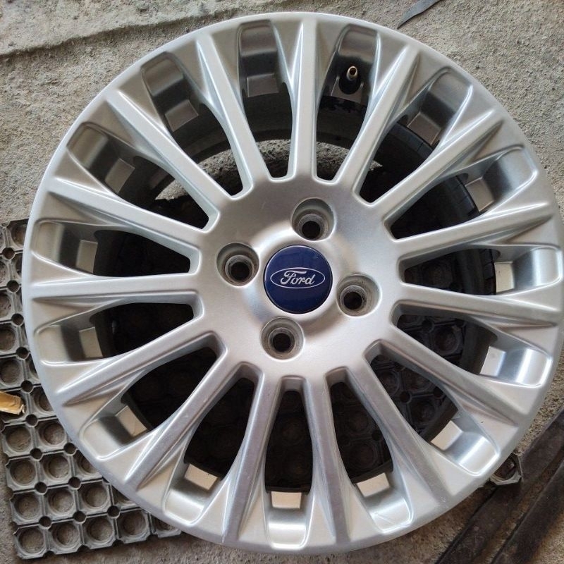 Jual Velg Ford Fiesta R16 | Shopee Indonesia