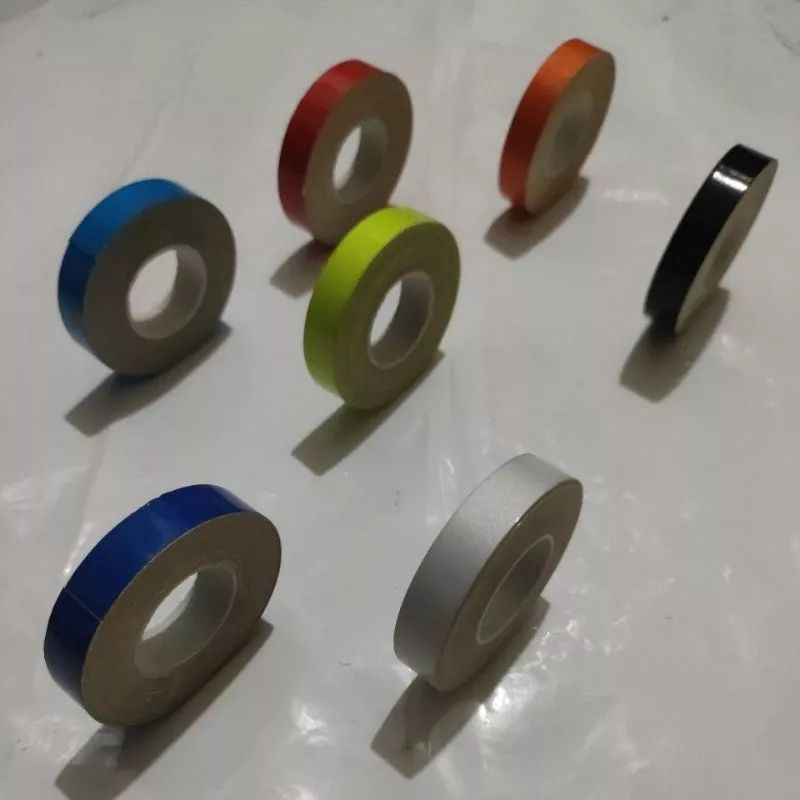 Jual STICKER LIS GULUNG 1CMX5METER | Shopee Indonesia