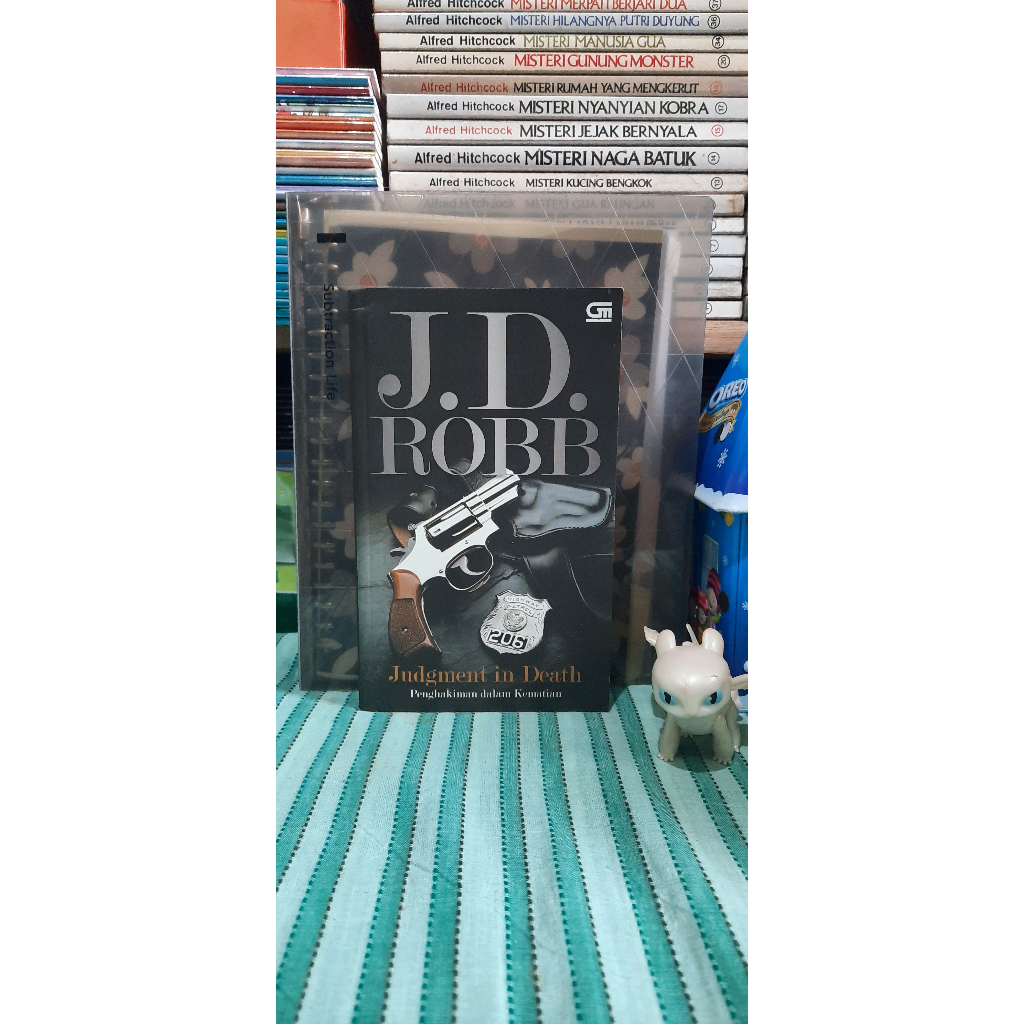 Jual j.d. robb : penghakiman dalam kematian (Judgment In Death ...