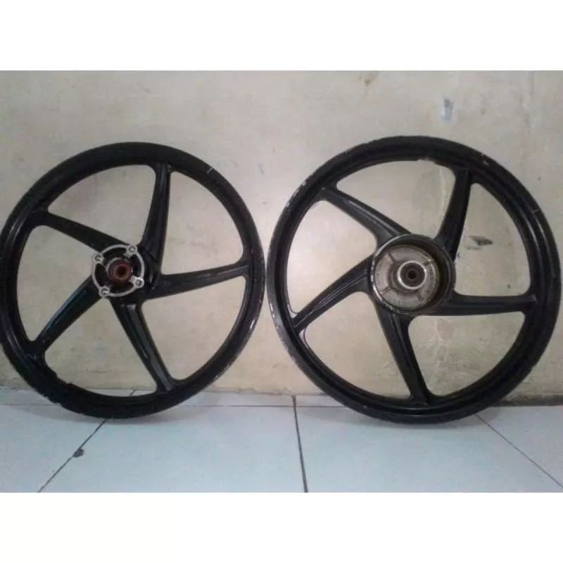 Jual velg racing standar Revo Apsoute Blade Supra fit new karisma Supra ...