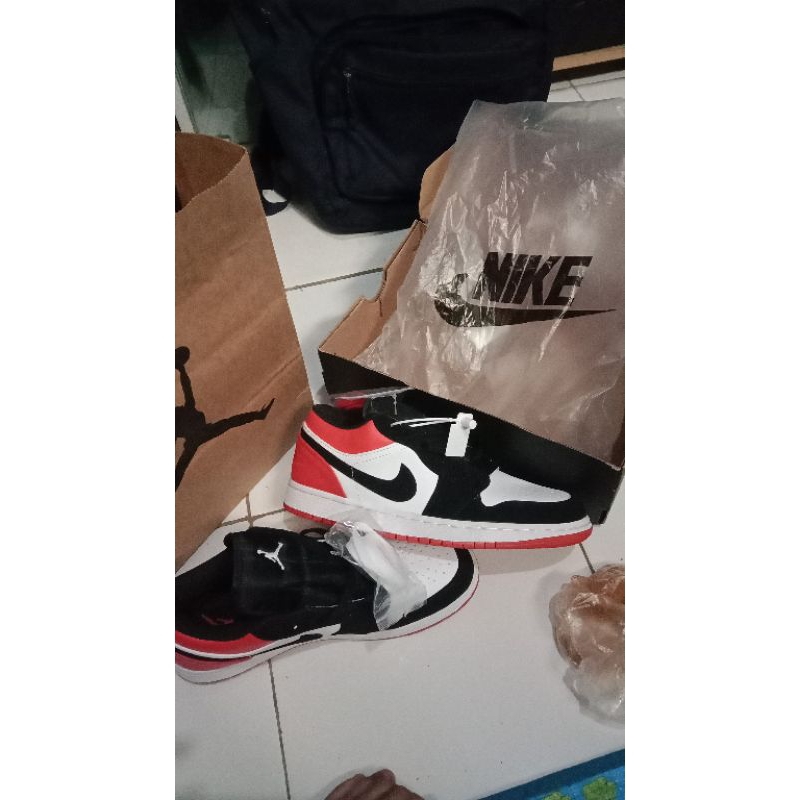 Jual Sepatu Nike Air Jordan Low Black White Shopee Indonesia