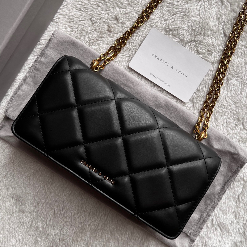 Jual Tas Charles and Keith Paffuto Chain Handle Quilted Long