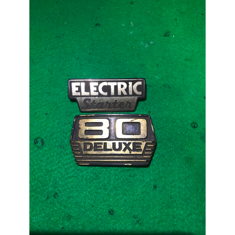 Jual emblem logo sayap depan suzuki rc80 rc100 original | Shopee Indonesia