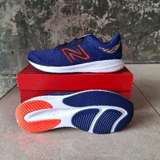 New balance clearance running course