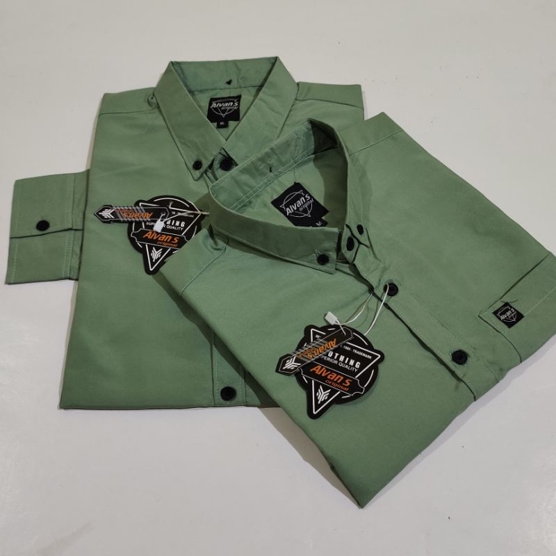 Jual KEMEJA HIJAU SAGE PANJANG PENDEK PRIA | Shopee Indonesia