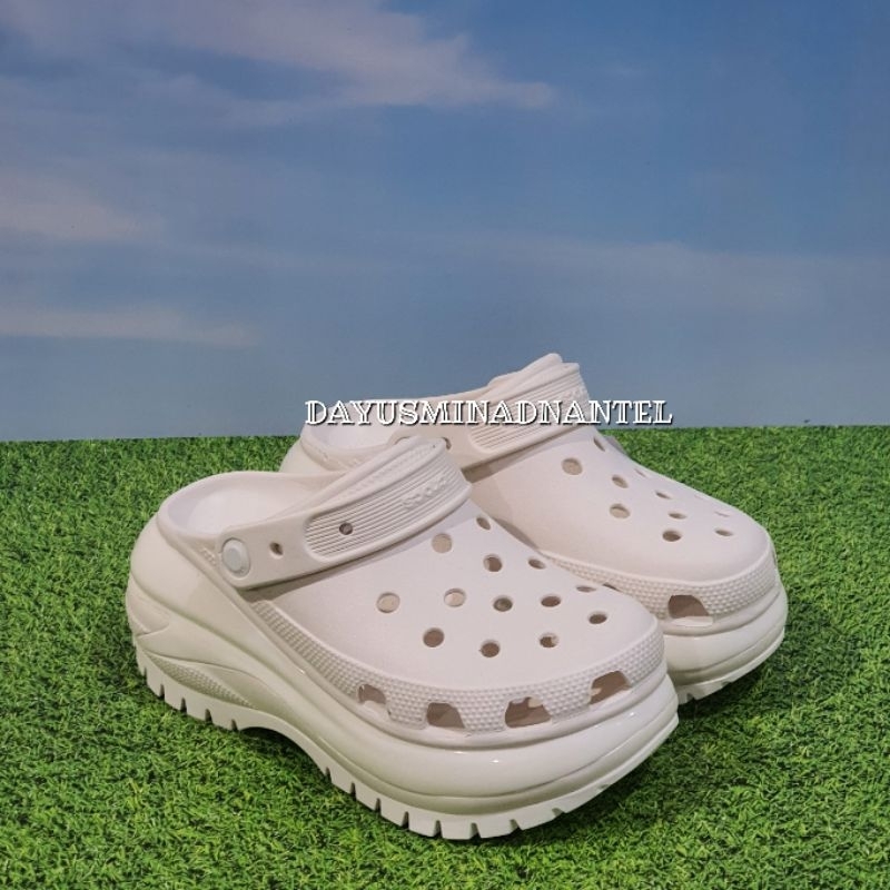 Jual Crocs / Crocs Mega Clog / Sepatu Sandal Wanita Crocs Mega Clog ...