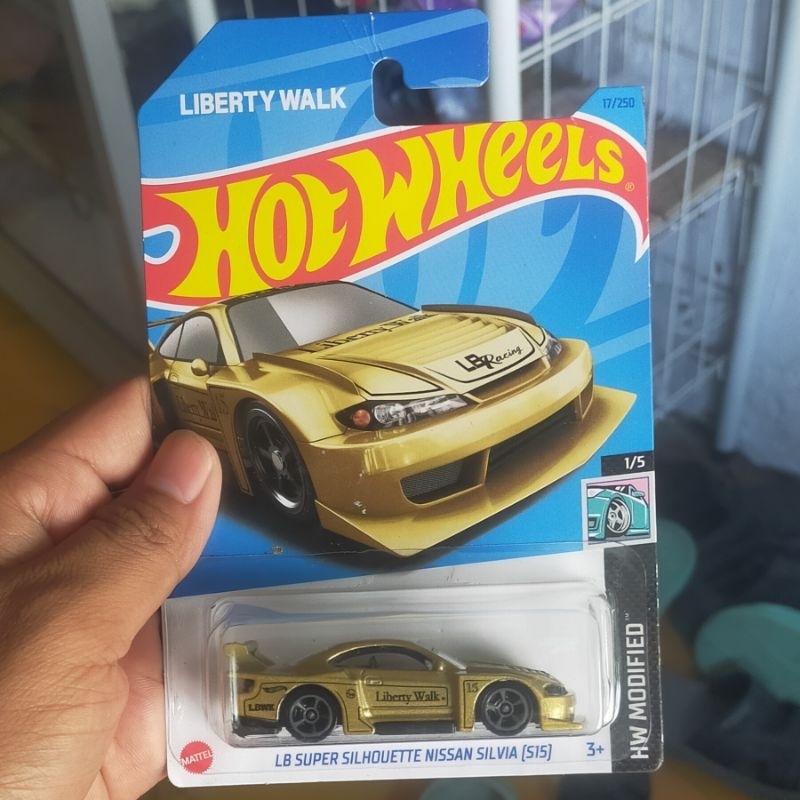 Jual Hot Wheels LB Silhouette Nissan Silvia S15 LBWK Gold | Shopee ...