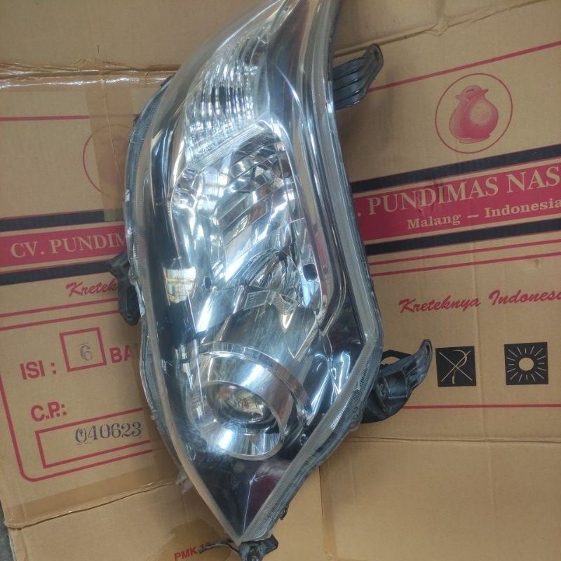 Jual Headlamp Lampu Depan Fortuner Kanan Shopee Indonesia