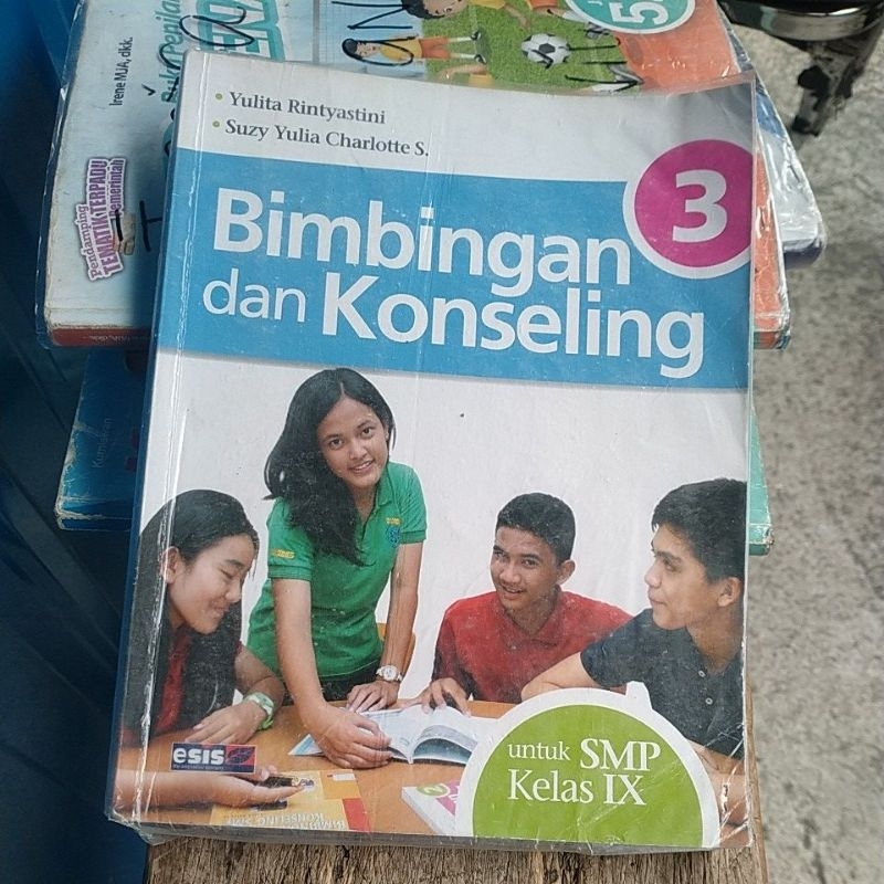 Jual Buku Bimbingan Dan Konseling Untuk SMP/Mts Kelas 3,IX, 9 Esis ...