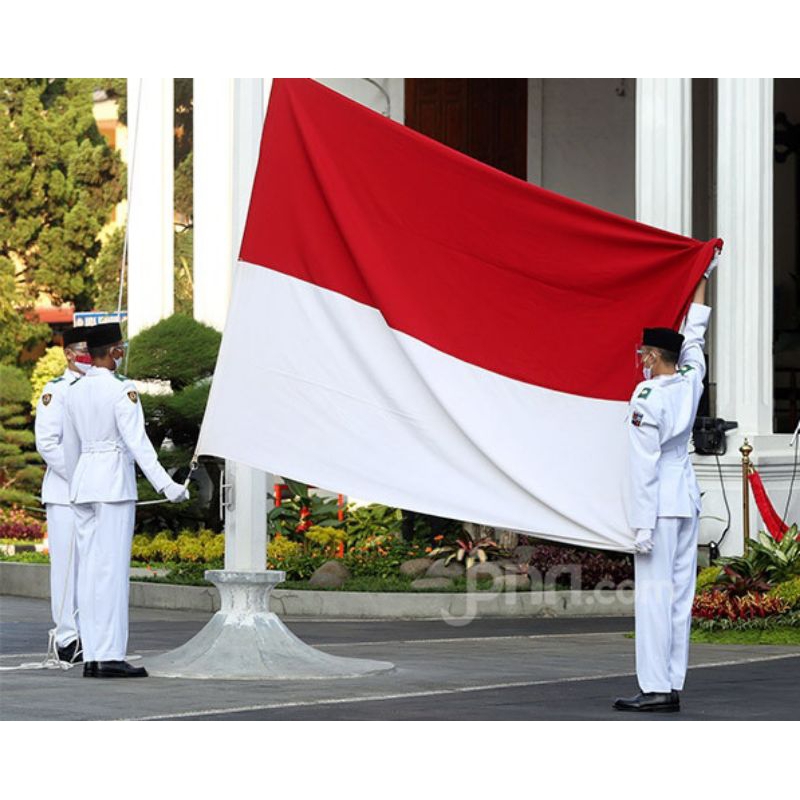 Jual (ukuran istana) bendera jumbo, bendera 3 meter, bendera merah ...