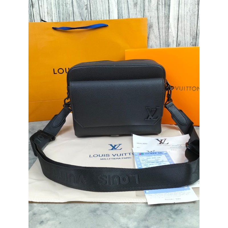 Jual TAS LV MESSENGER BAG / TAS SELEMPANG PRIA