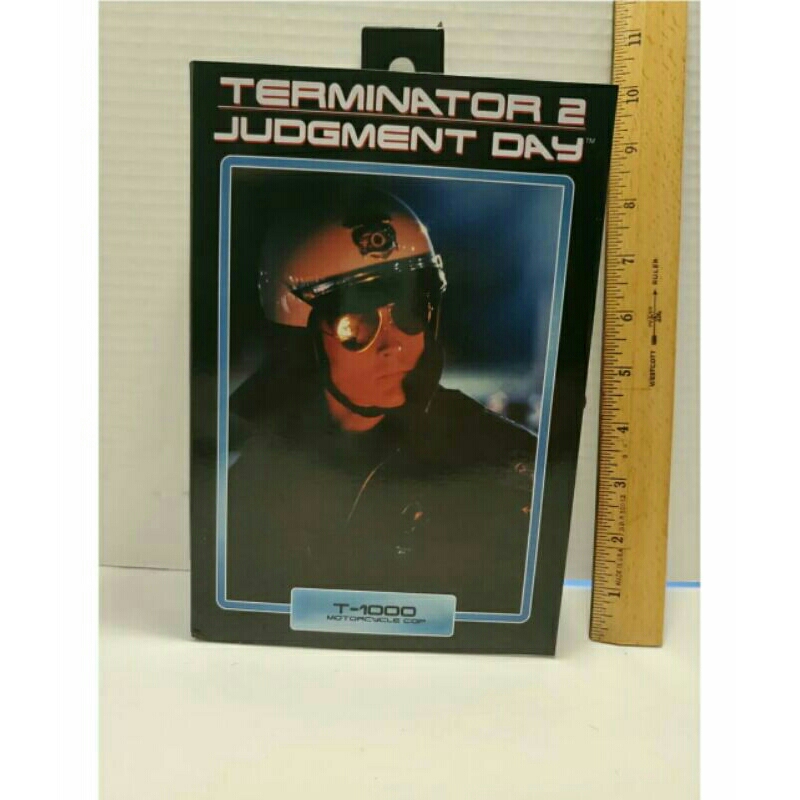 NECA Terminator 2 - Action Figure Ultimate T-1000 Poliziotto, 18 Cm, Merchandising Ufficiale