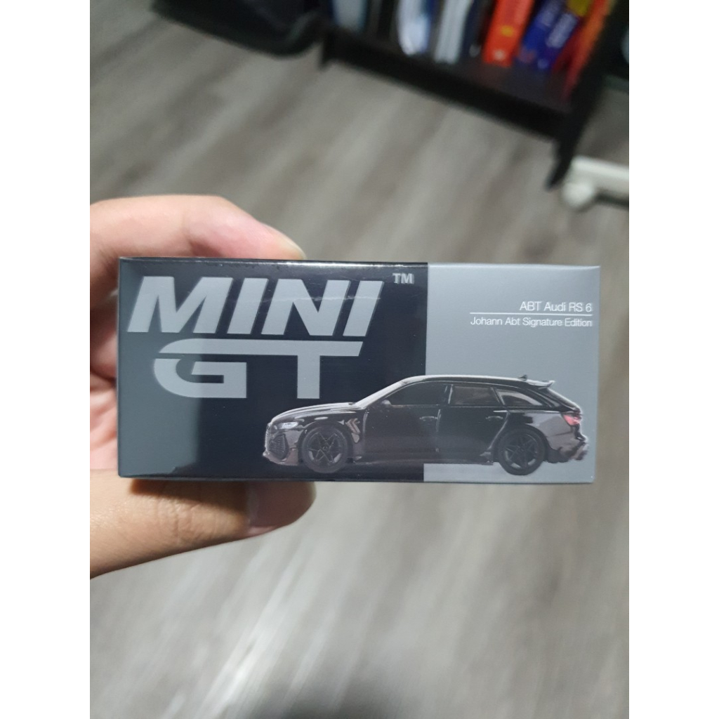 Miniature 1/64 Audi RS6 ABT Johann Abt Signature Edition #514 - Mini GT, Neuve