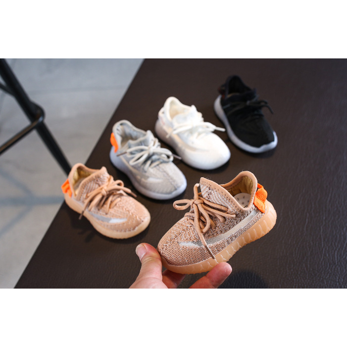 Jual Sepatu Sekolah Anak Hitam Putih Sneakers Yeezy Sport Fashion