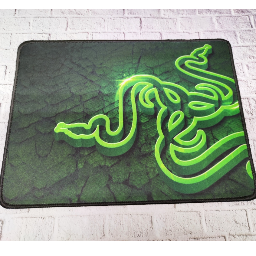 Jual SKU-1262 MOUSEPAD GAMING RAZER LOGO 3D 32x24 MOUSE PAD | Shopee ...