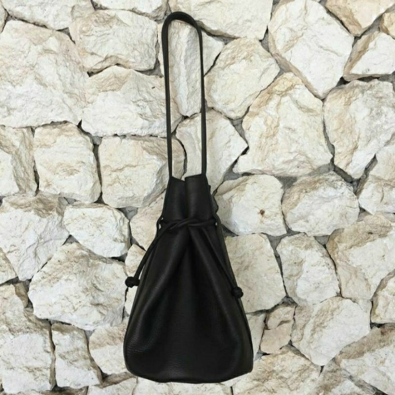 Jual (PRELOVED) tas kulit / dompet kulit / sincerely sea / purotti ...