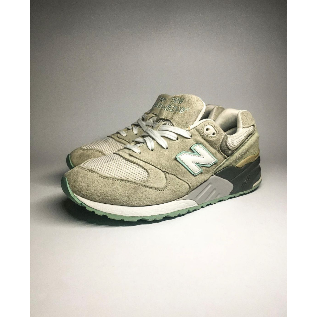 Jual Sepatu Sneakers New Balance 999 Original. Broken white 42 Shopee Indonesia