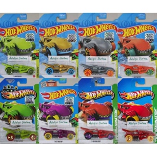 DieCast Hot Wheels T-Rextroyer, Dino Riders (Short Card) Gold