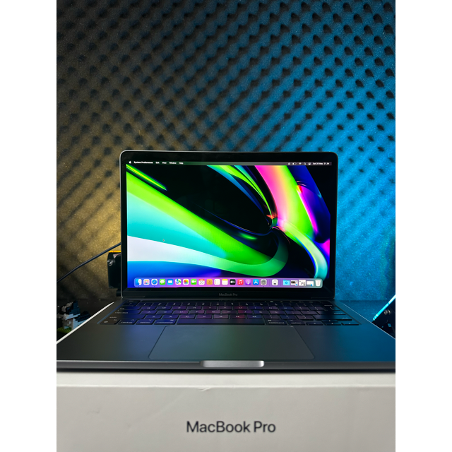 Jual Apple MacBook Pro M2 2022 8/256 GB Mulus CC Rendah Siap Pakai ...