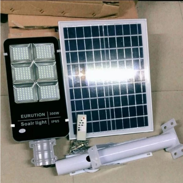 Jual LAMPU JALAN SURYA 300W PJU SOLAR CELL all in one 300 WATT komplit ...