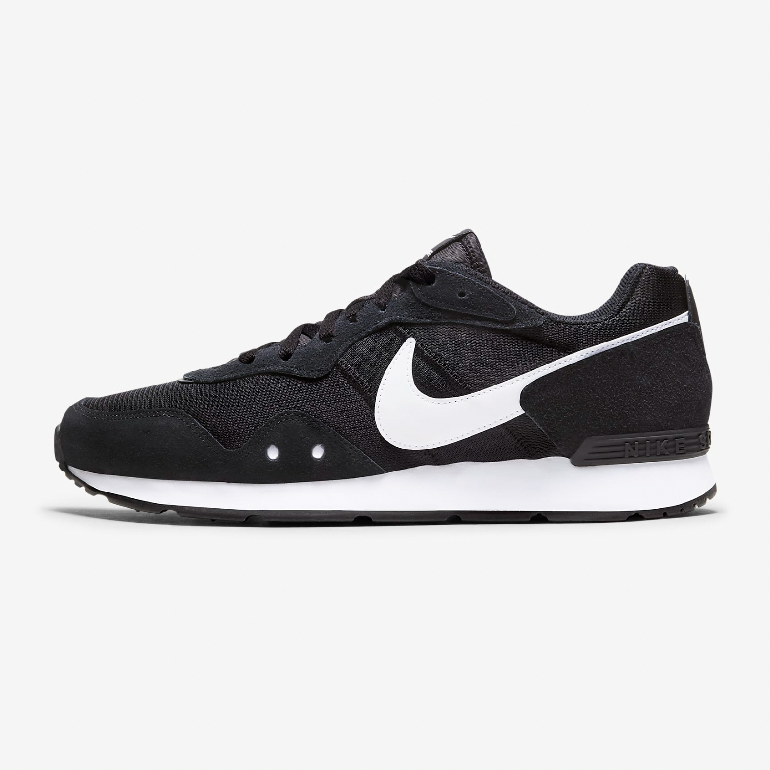 Sepatu sneakers nike on sale original