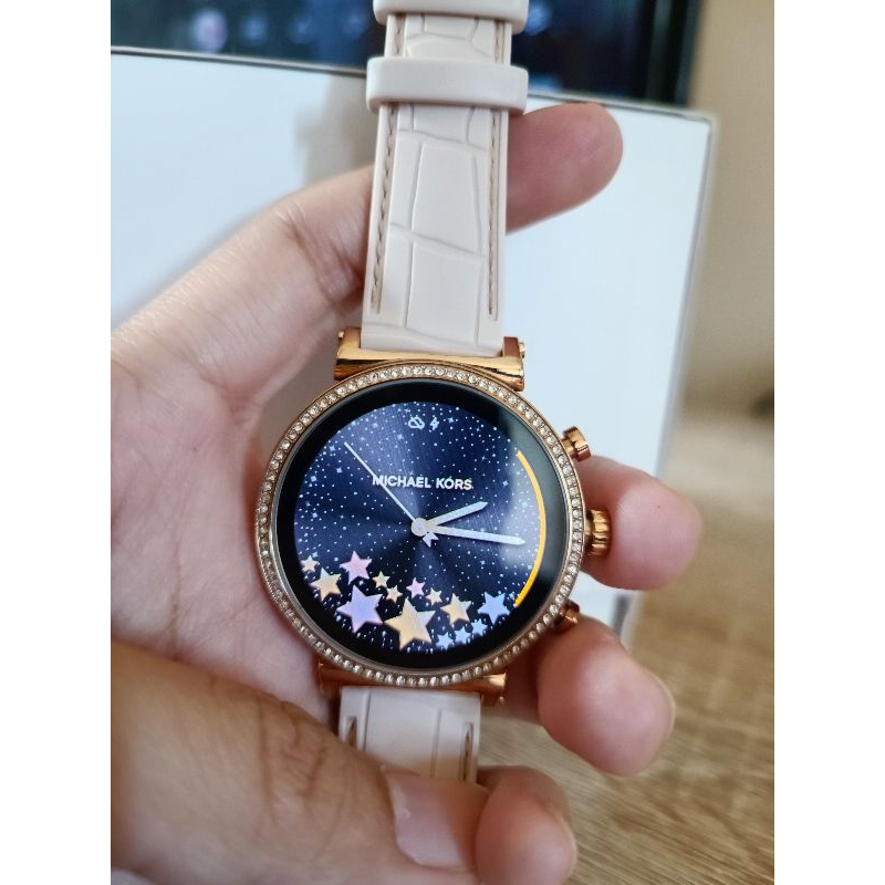 Jual smartwatch clearance michael kors