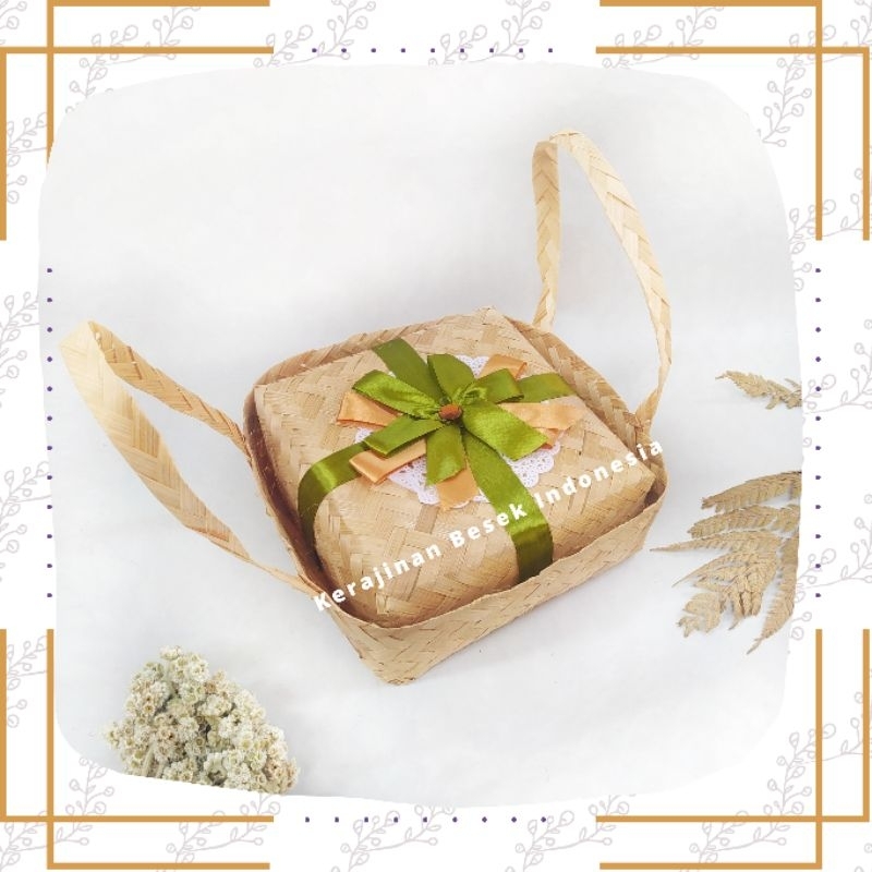 Jual Sepasang Besek Jinjing Aneka Ukuran Natural Pita Cantik Besek Nasi Besek Hias Box Nasi Roti