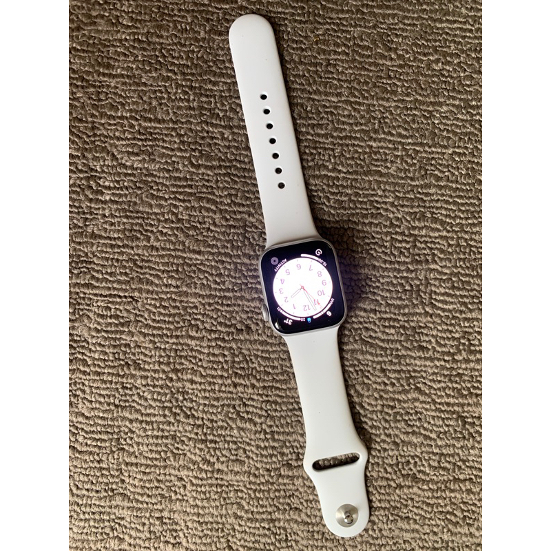 Apple Watch SE (2nd Gen) [GPS   Cellular 40mm] Smart Watch w Silver Aluminum Case ＆ White Sport Band S M. Fitness ＆ Sleep Tracker, Crash D並行輸入