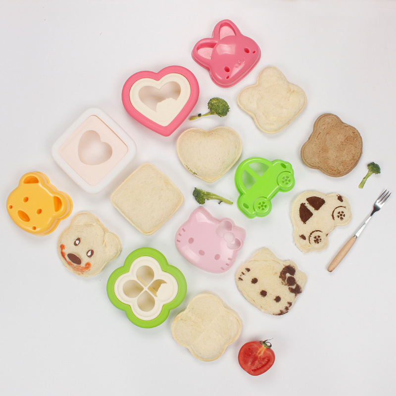 Jual CETAKAN ROTI SANDWICH BENTUK KARTUN BERUANG KELINCI CETAKAN BENTO ...
