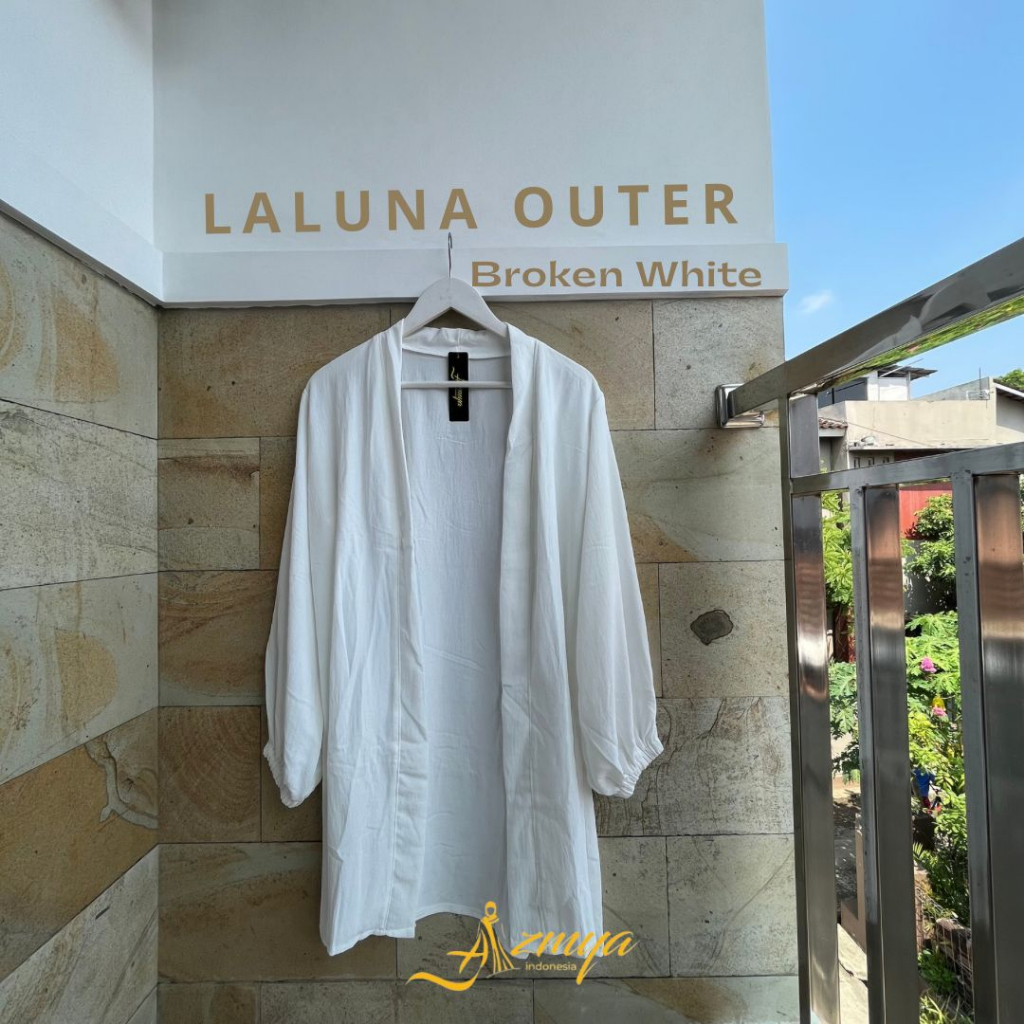 Laluna - Classic Cardigan