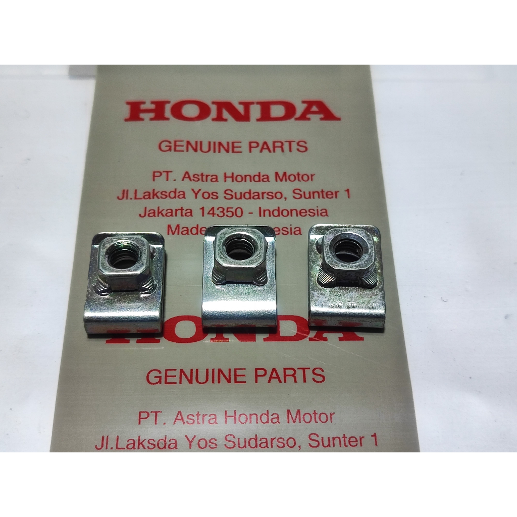 Jual Klip baut dudukan radiator klem baut radiator vario 125 old kzr ...