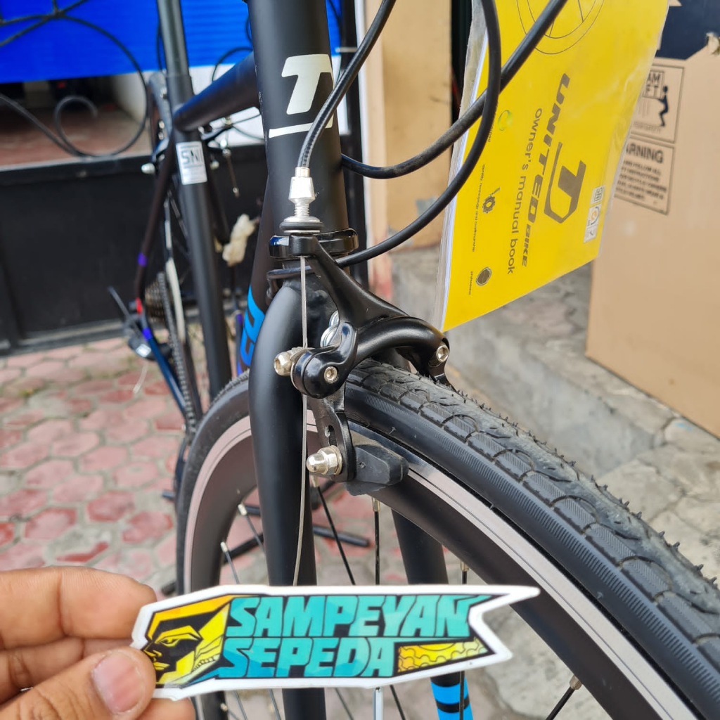 Jual UNITED SLICK 700C Sepeda Fixie Racing Roadbike Original | Shopee ...
