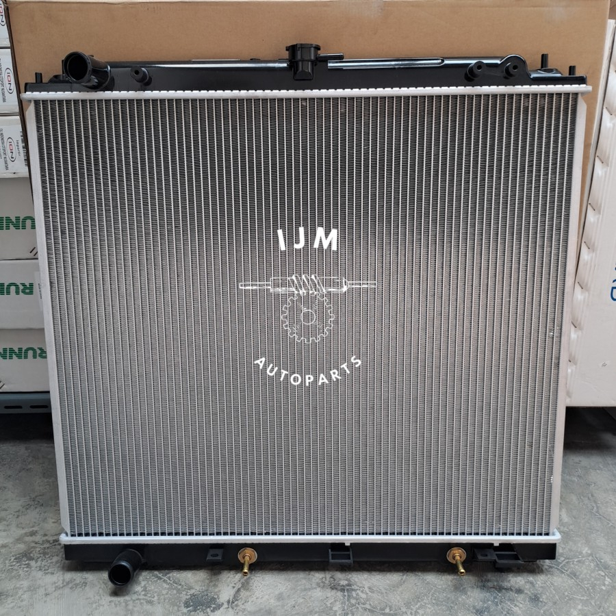 Jual Radiator Assy Nissan Navara D40 Matic Trivindo | Shopee Indonesia