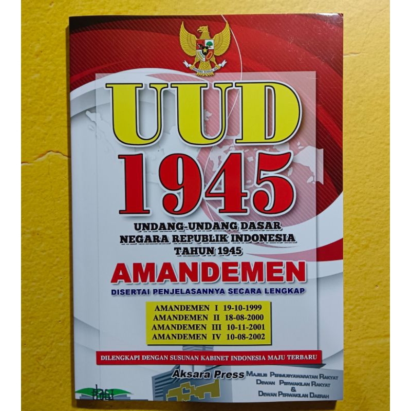 Jual UUD 1945 BESAR AMANDEMEN IIV LENGKAP DENGAN SUSUNAN