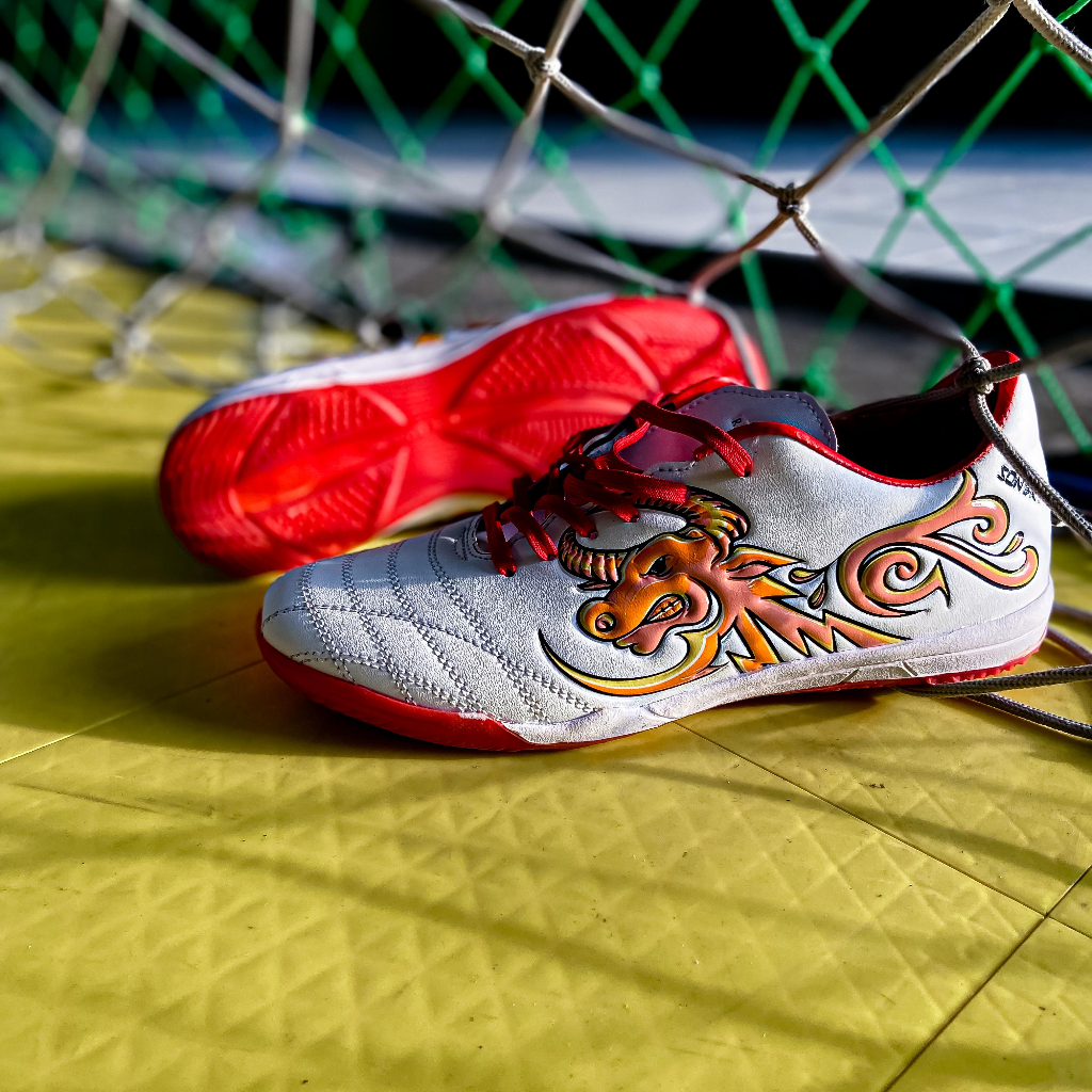 Jual Sepatu Futsal Rajo Son Bkt -IN White Red 150523 | Shopee Indonesia