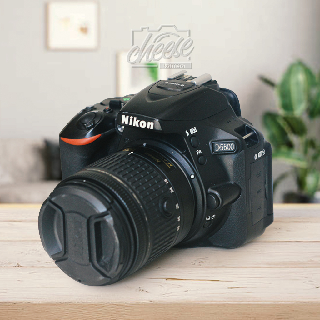 Jual NIKON D5600 KIT 1855MM WIFI LAYAR LIPAT MULUS FULSET SIAP PAKAI