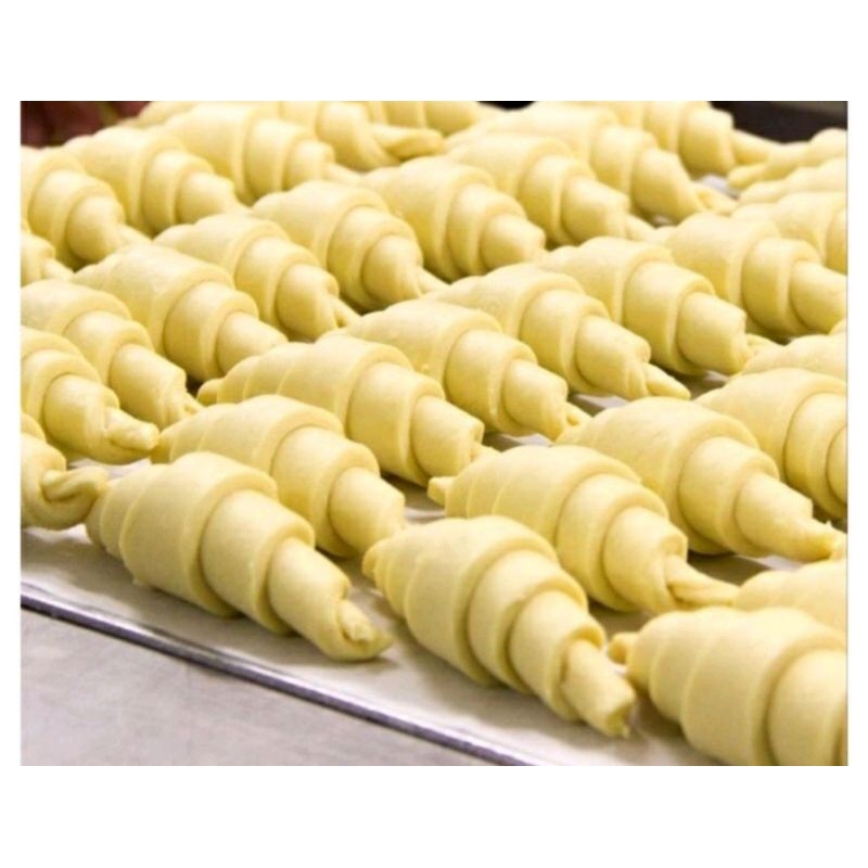 Jual Croissant full butter Frozen/croissant croffle isi 5/10pcs ...