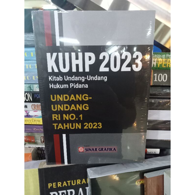 Jual Buku Kitab Undang-undang Hukum Pidana KUHP No 1 Thn 2023 | Shopee ...