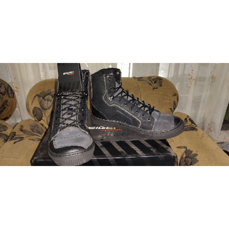 Jual sepatu eiger | Shopee Indonesia