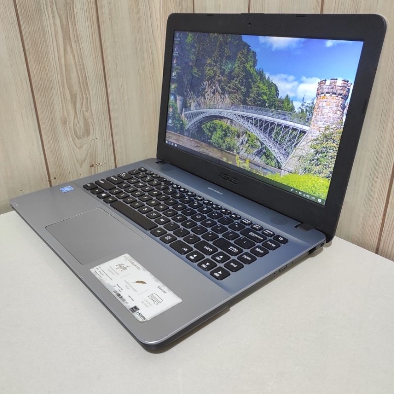 Jual Laptop Asus X441 Celeron N4000 Sudah Ssd Siap Pakai | Shopee Indonesia