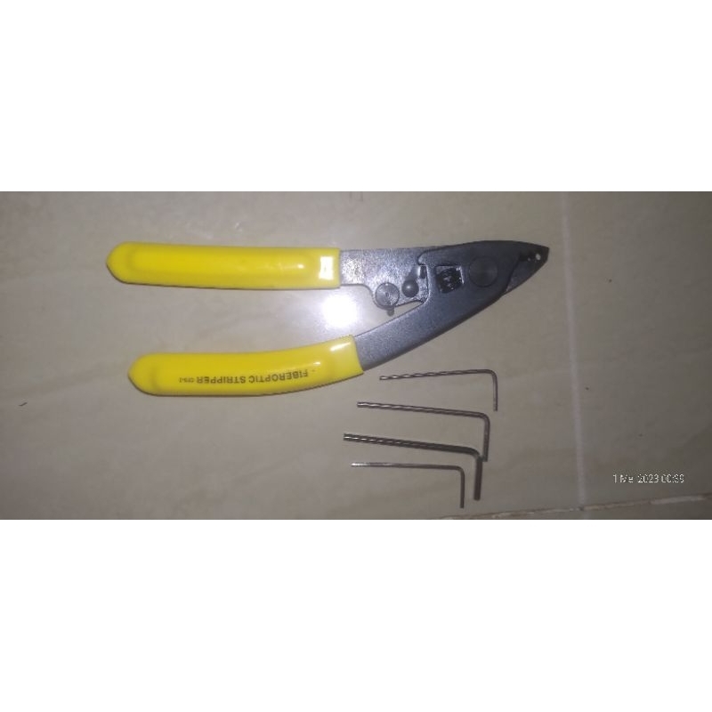 Jual FTTH TOOL Kit Eceran ( OPM Tester, Senter FO, Clever FO + Adapter ...