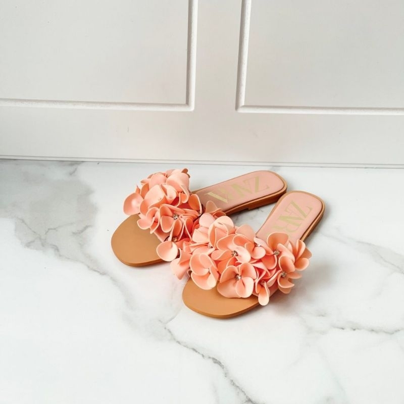 ZS625 Sandal Flat Wanita Zara Flower Selop