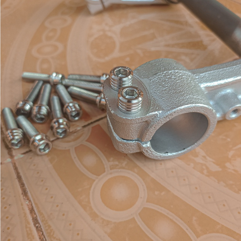 Jual Baut T bawah ninja RR stainless the custom bubut (1pcs) | Shopee