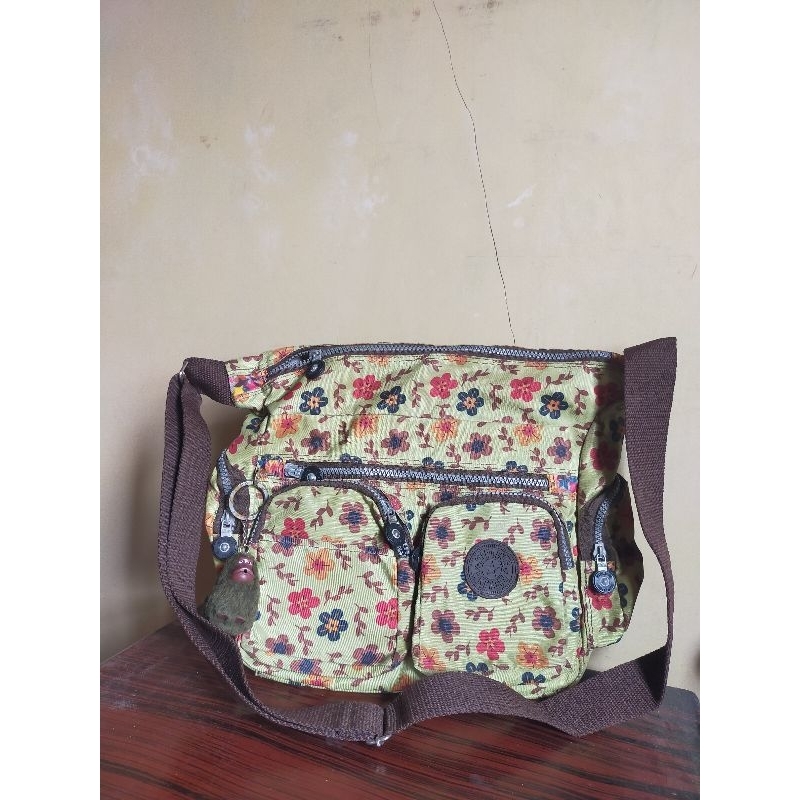 Jual PRELOVED THRIFT KIPLING TAS POUCH SELEMPANG TOTEBAG BESAR WANITA